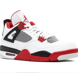 AIR JORDAN 4 RETRO 'FIRE RED'  SIZE 7 IN WOMEN'S